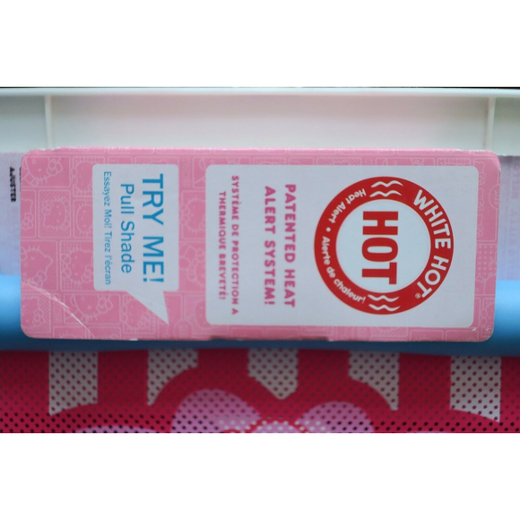 NEW Munchkin Sanrio HELLO KITTY Car Sunblock Sun Shade w/ HEAT ALERT SYSTEM - Picture 4 of 11